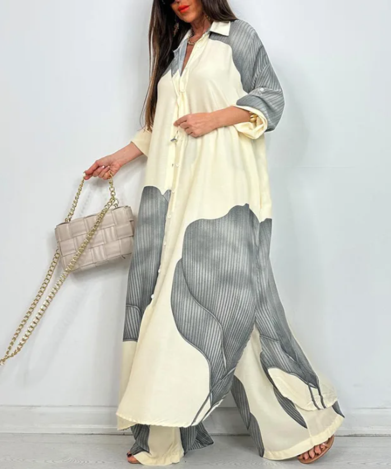 Luna Urbana – Outfit Oversize Donna Moderno