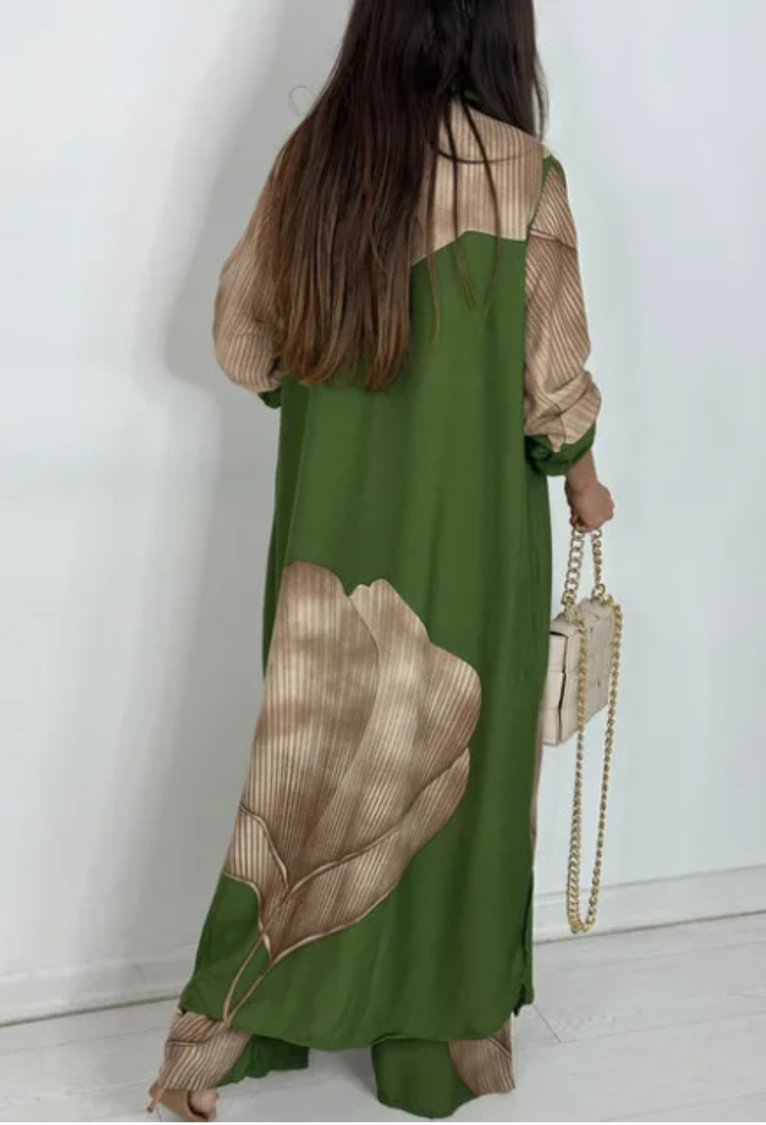 Luna Urbana – Outfit Oversize Donna Moderno
