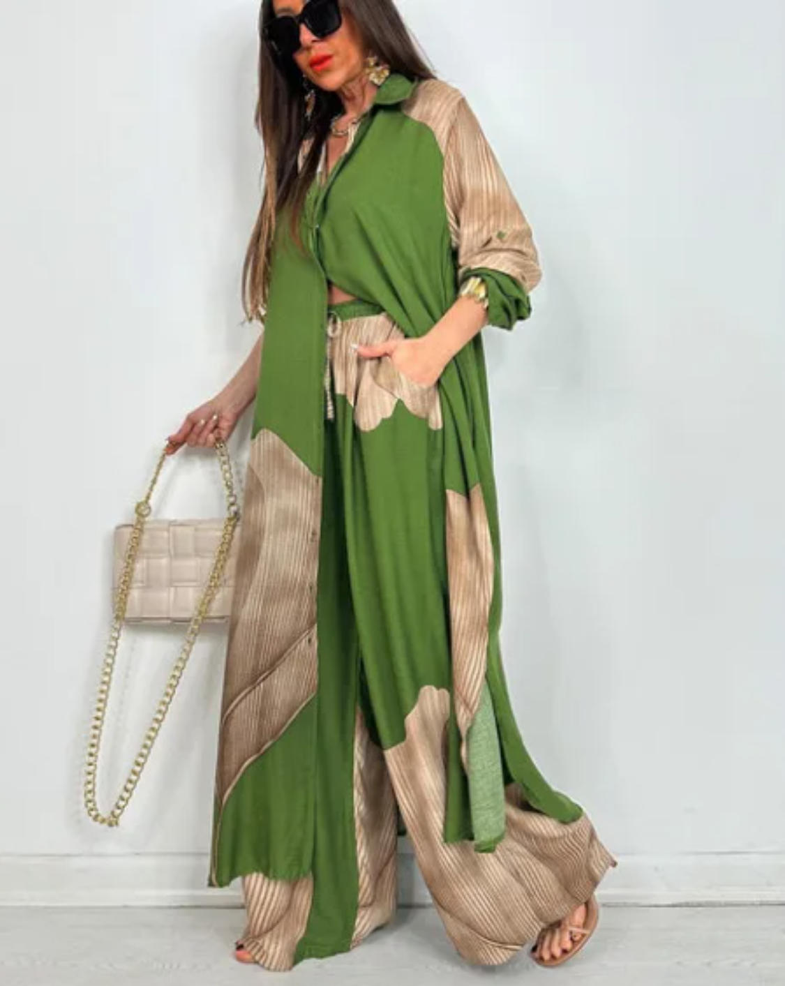 Luna Urbana – Outfit Oversize Donna Moderno