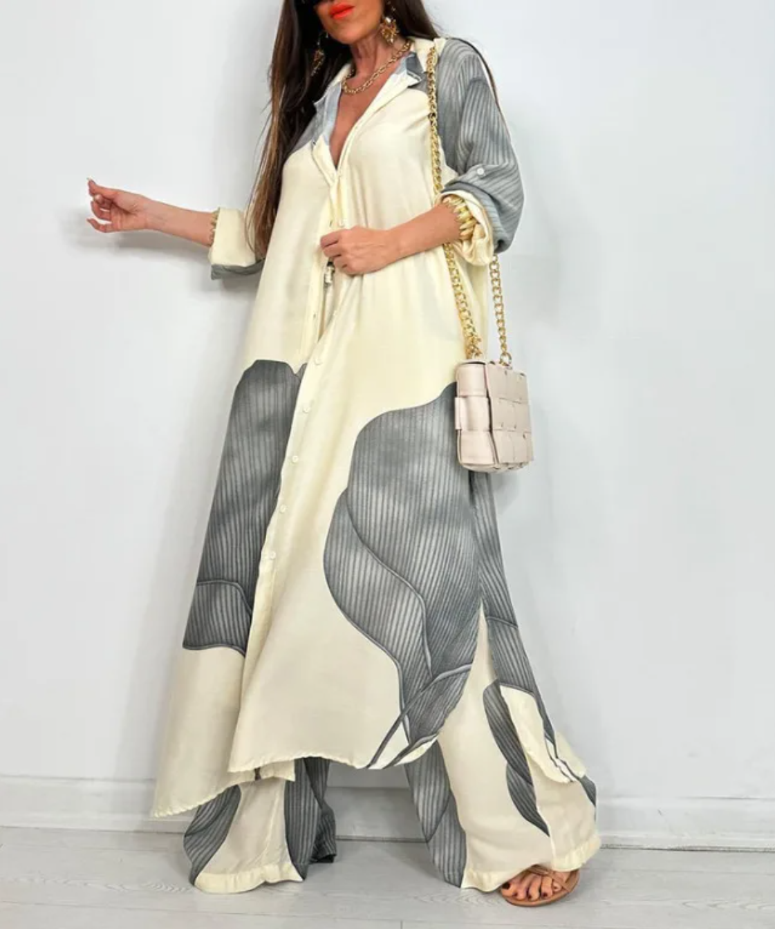 Luna Urbana – Outfit Oversize Donna Moderno